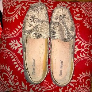 Pierre Dumas Woman’s shoes